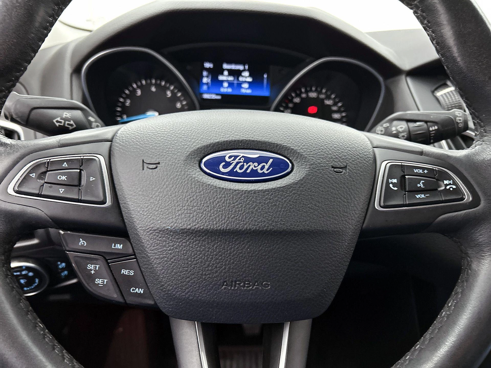 Ford Focus Wagon 1.0 Titanium