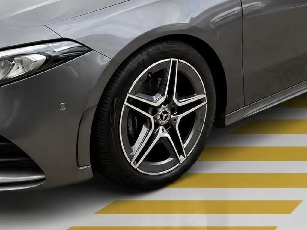 Mercedes-Benz-A-Klasse 200-image-5