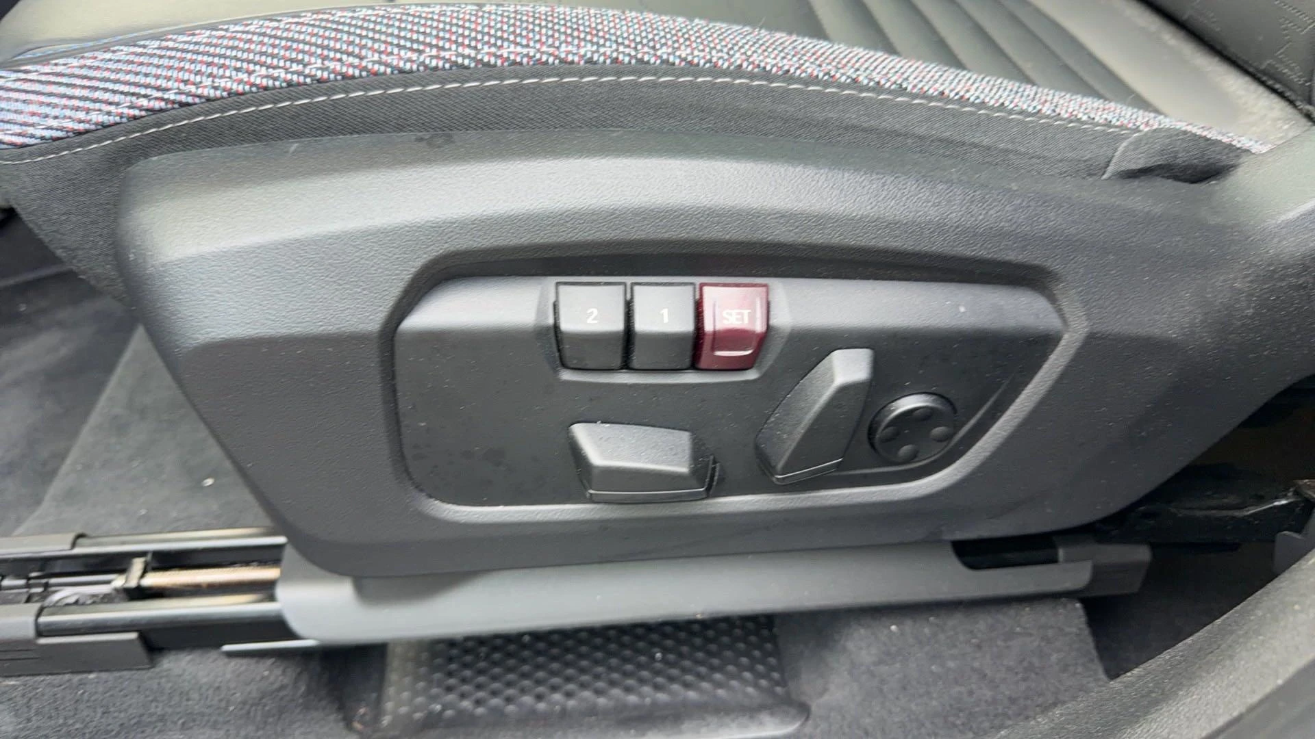 MINI-Countryman-image-17