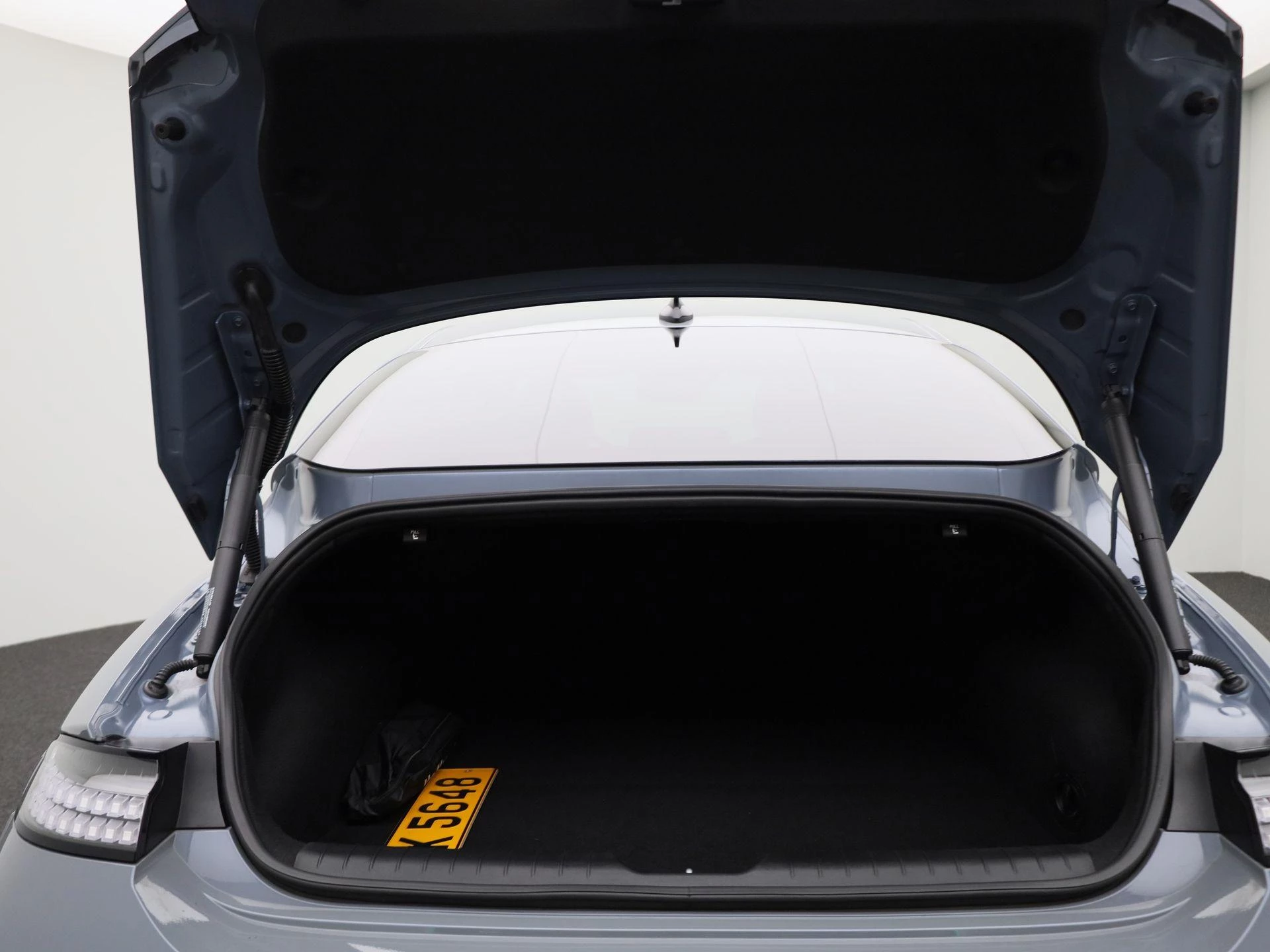 Hyundai-IONIQ 6-image-13