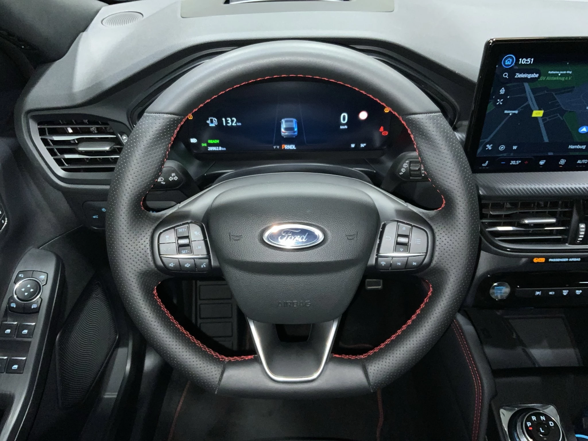 Ford Kuga ST-Line X FHEV*PANO*LED-MATRIX*360GRAD*AHK*ACC*NAVI