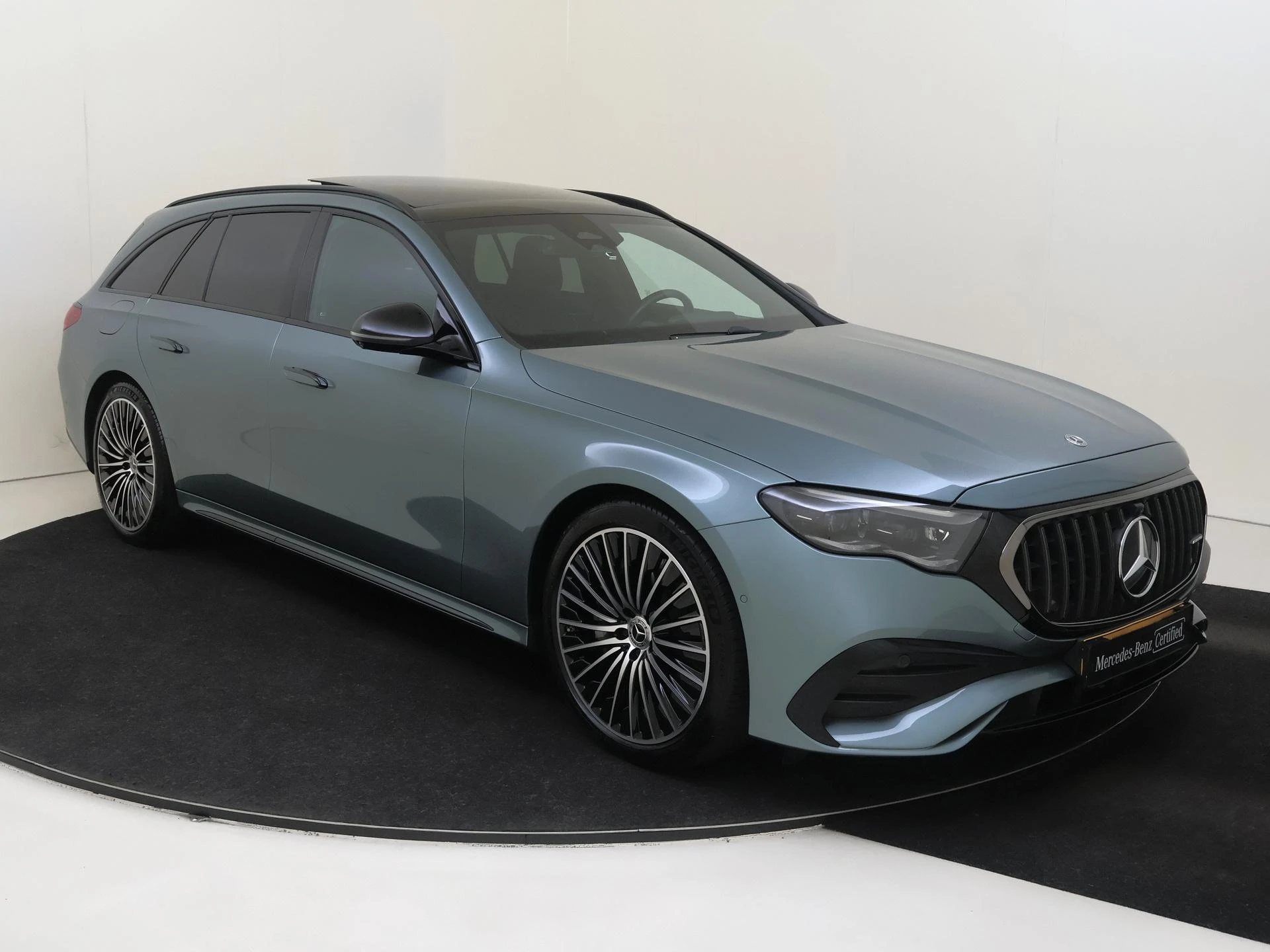 Mercedes-Benz E-Klasse Estate 300 e Sport Edition