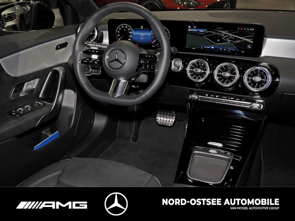 Mercedes-Benz A-Klasse 200 AMG SPECIAL EDITION KAMERA PANO SHZ NIGHT AMG