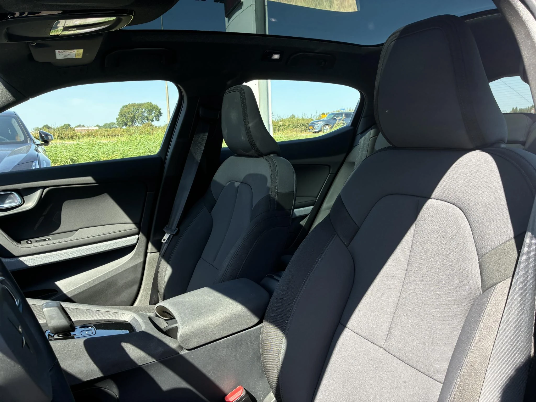 Polestar-2-image-10