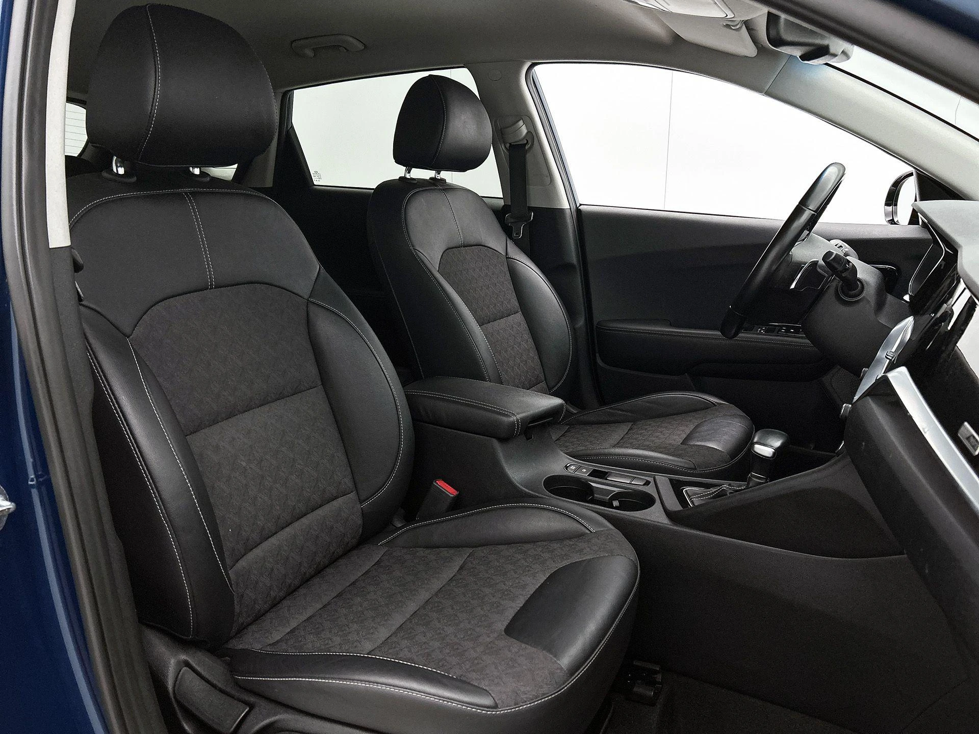 Kia-Niro-image-37