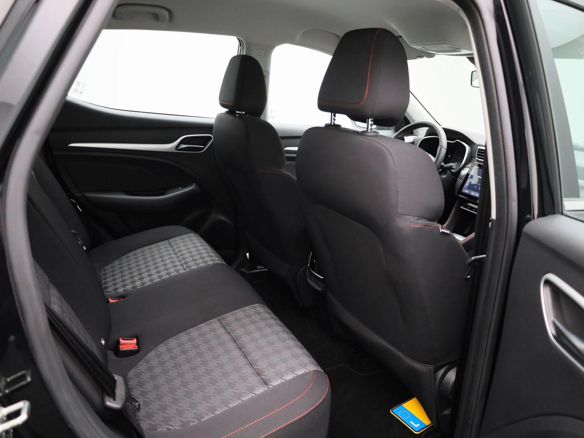 MG-ZS-image-29