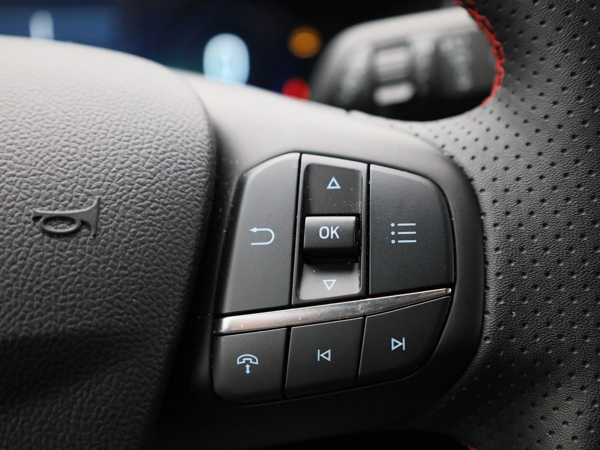 Ford-Kuga-image-25