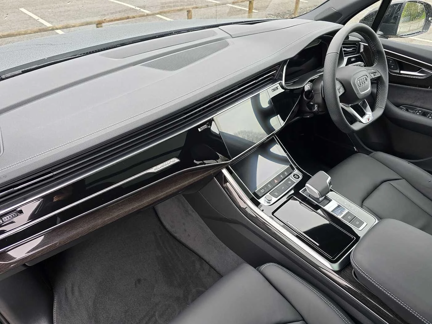 Audi-Q7-image-1