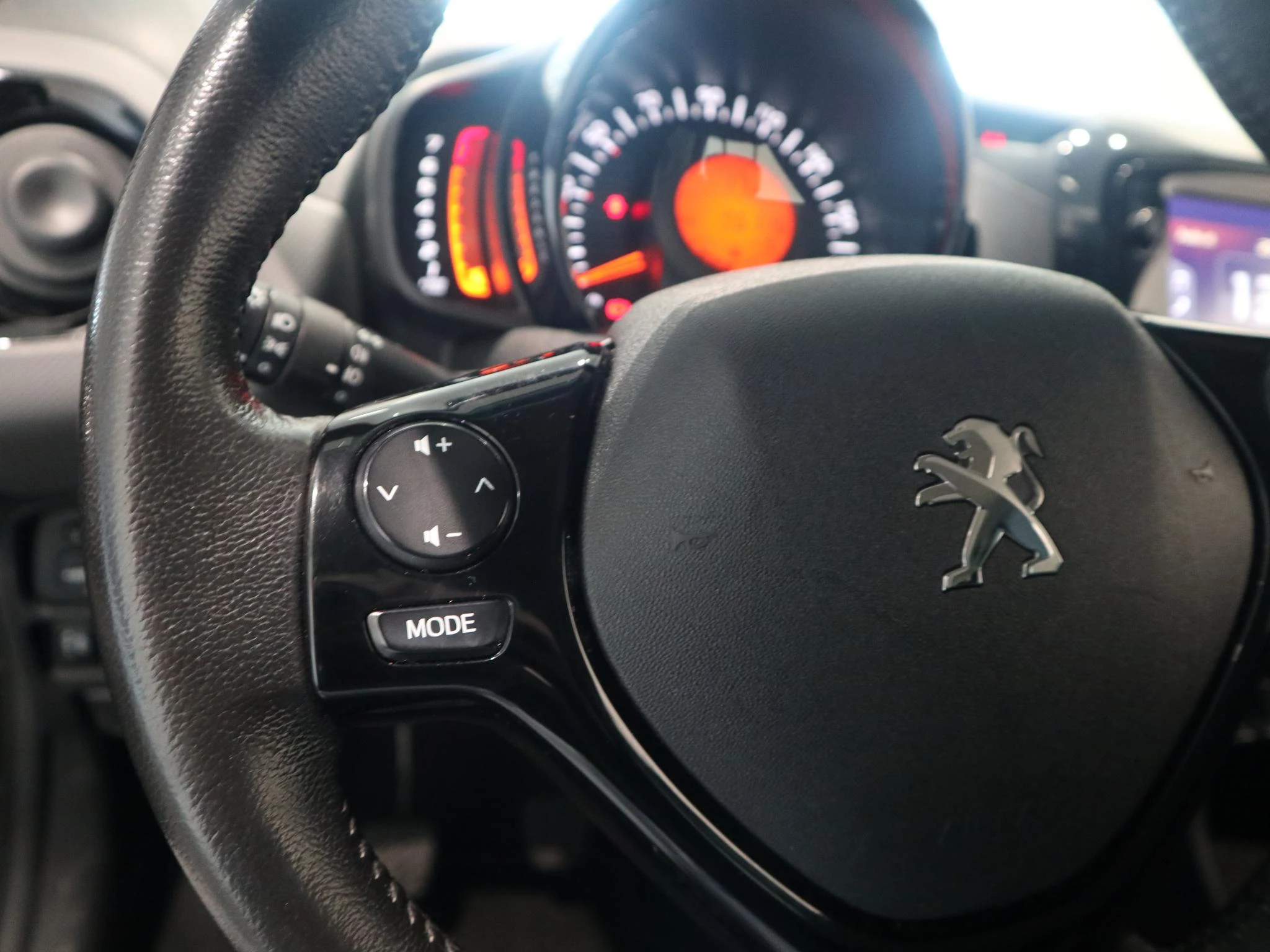 Peugeot-108-image-12