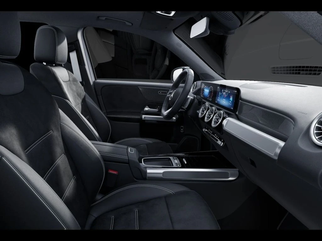Mercedes-Benz-GLB 200 d-image-10