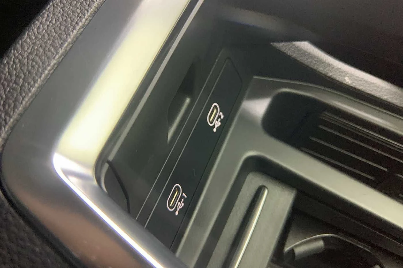 Audi-Q8 e-tron-image-27