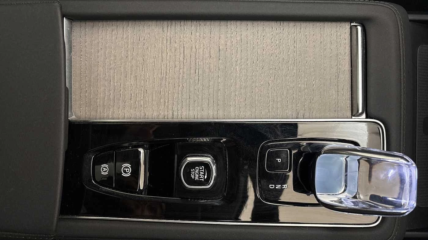 Volvo-XC90-image-25