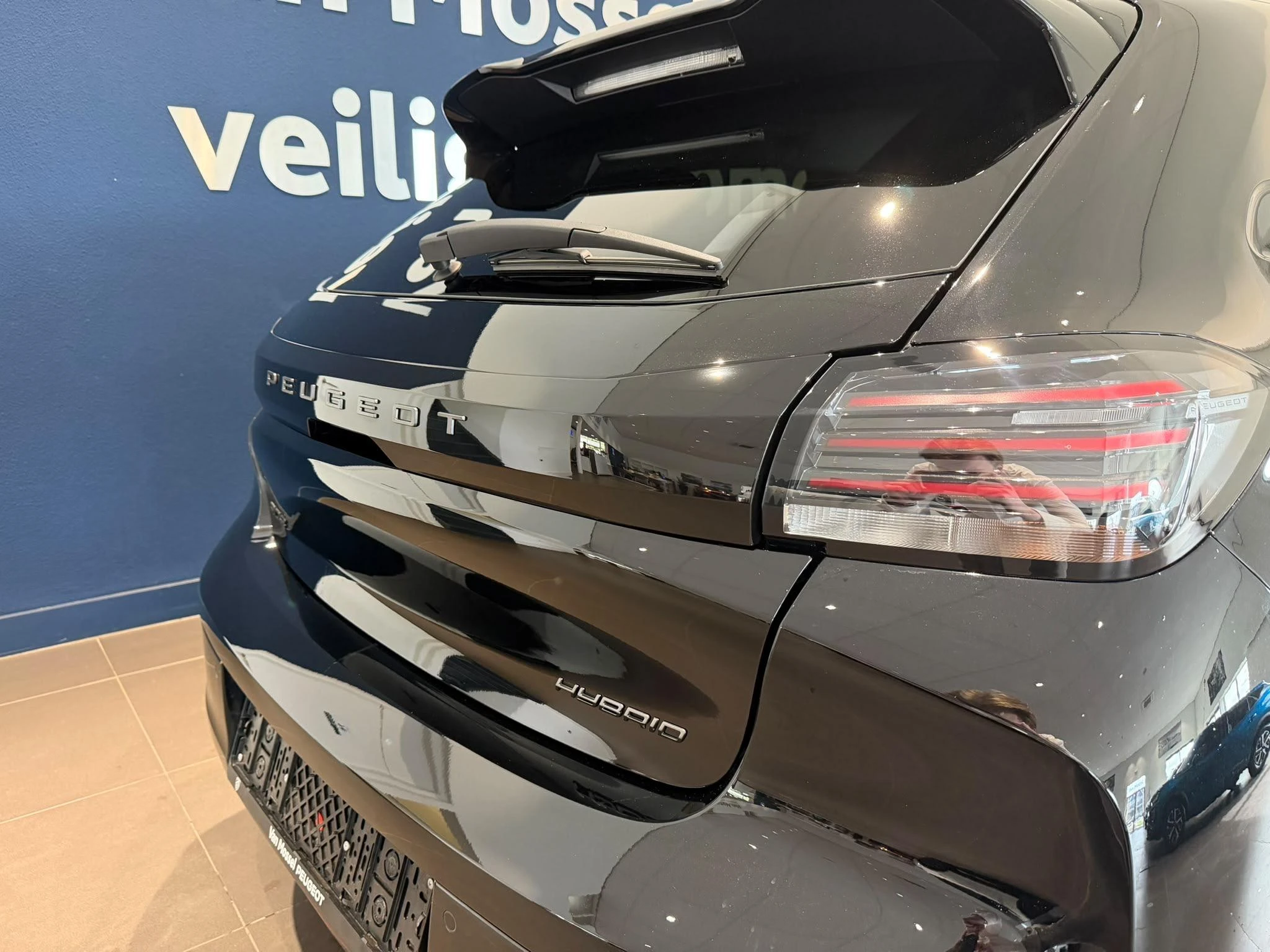 Peugeot-208-image-13