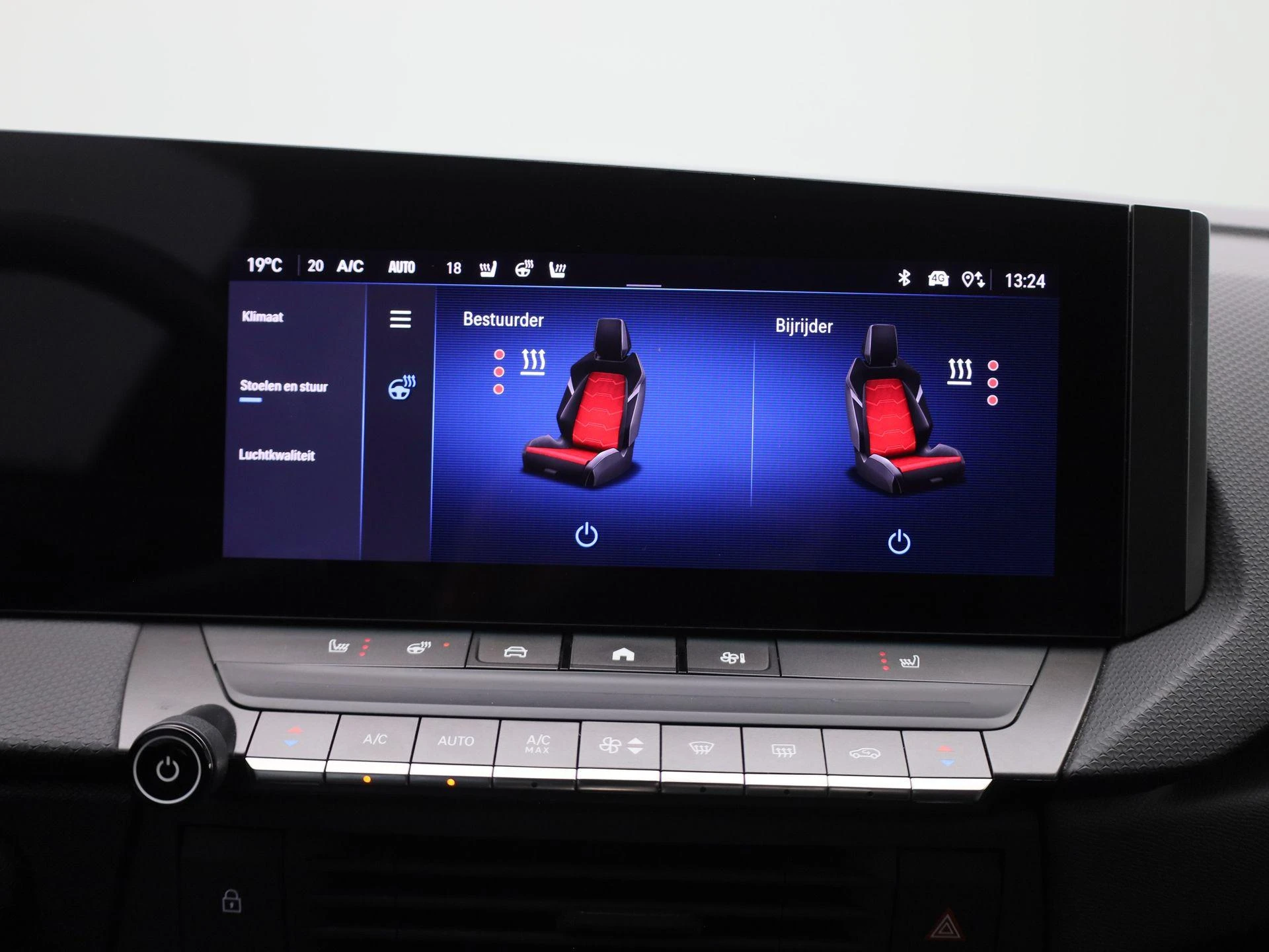 Opel-Astra-image-18