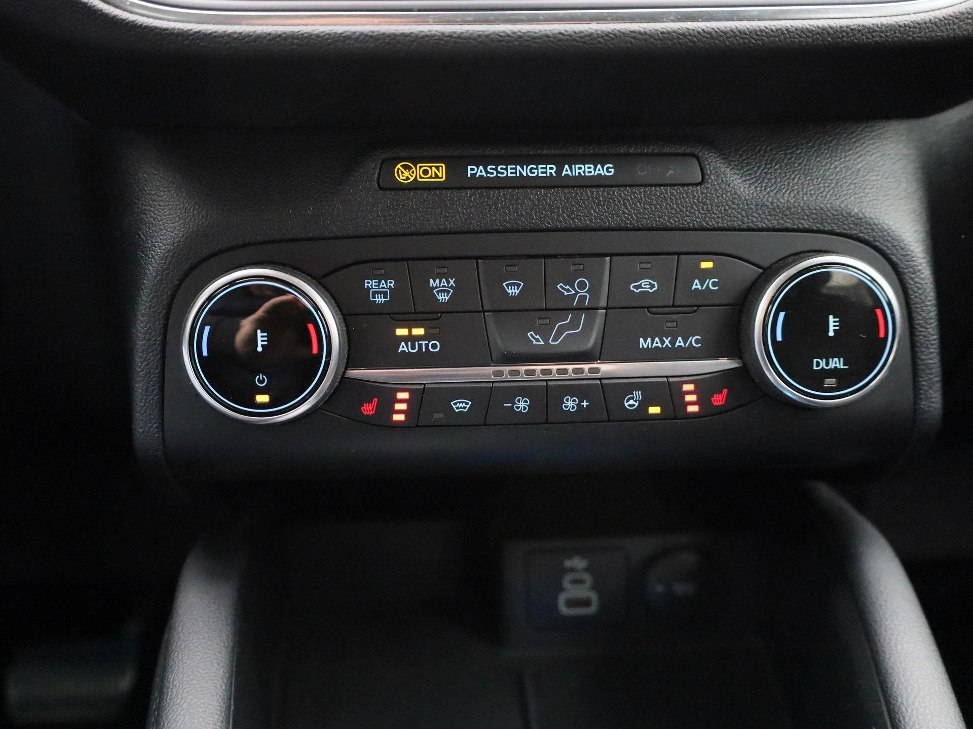Ford Kuga 2.5i PHEV Titanium - Winterpack - Camera