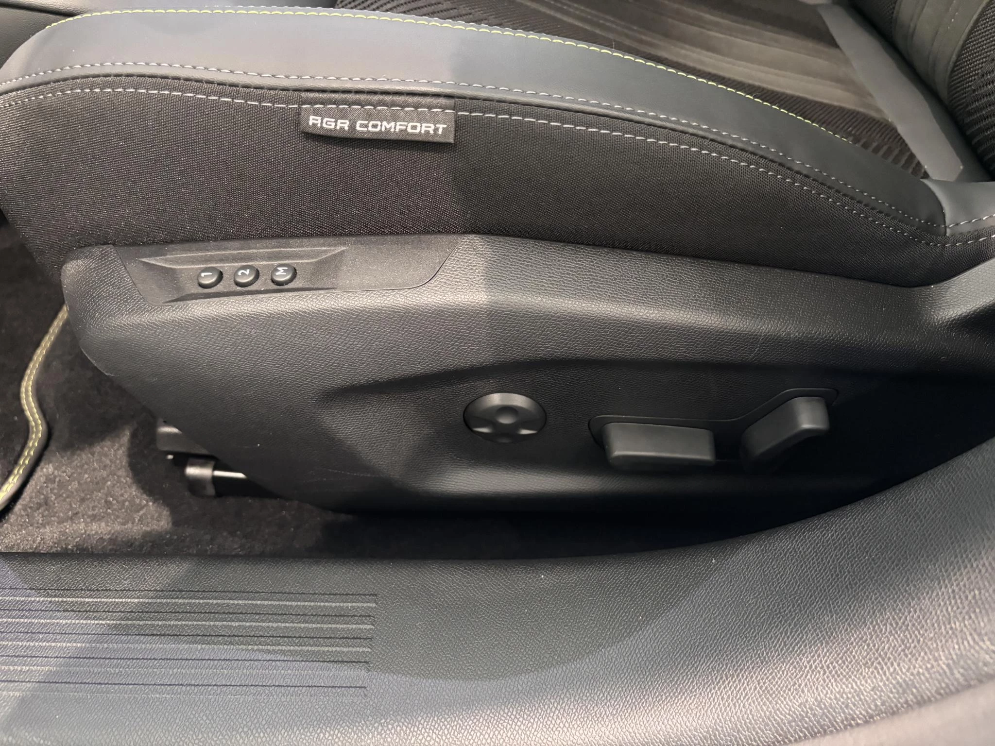 Peugeot 308 SW 1.2 Hybrid 145 e-DCS6 GT