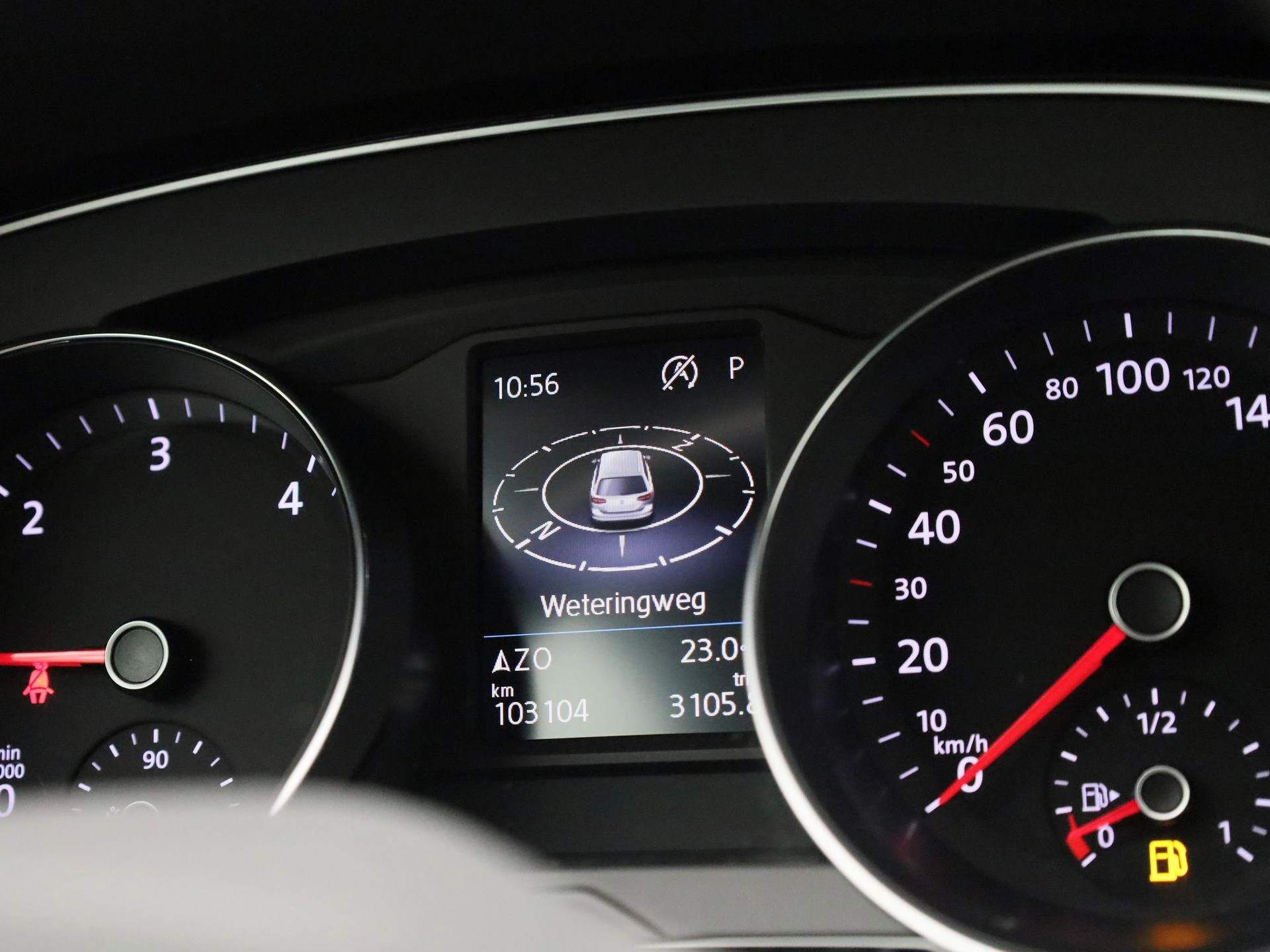 Volkswagen-Passat-image-23