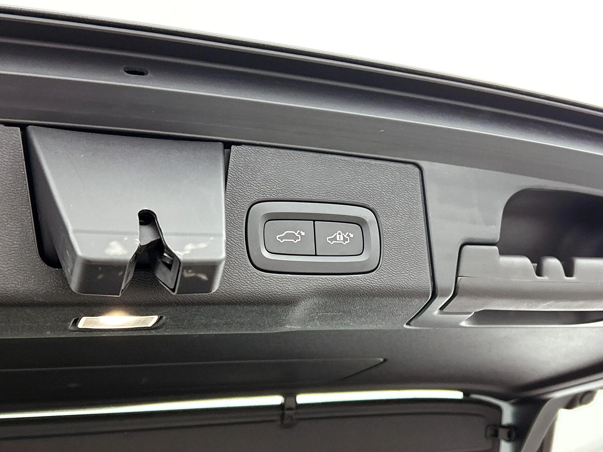 Volvo-XC60-image-23