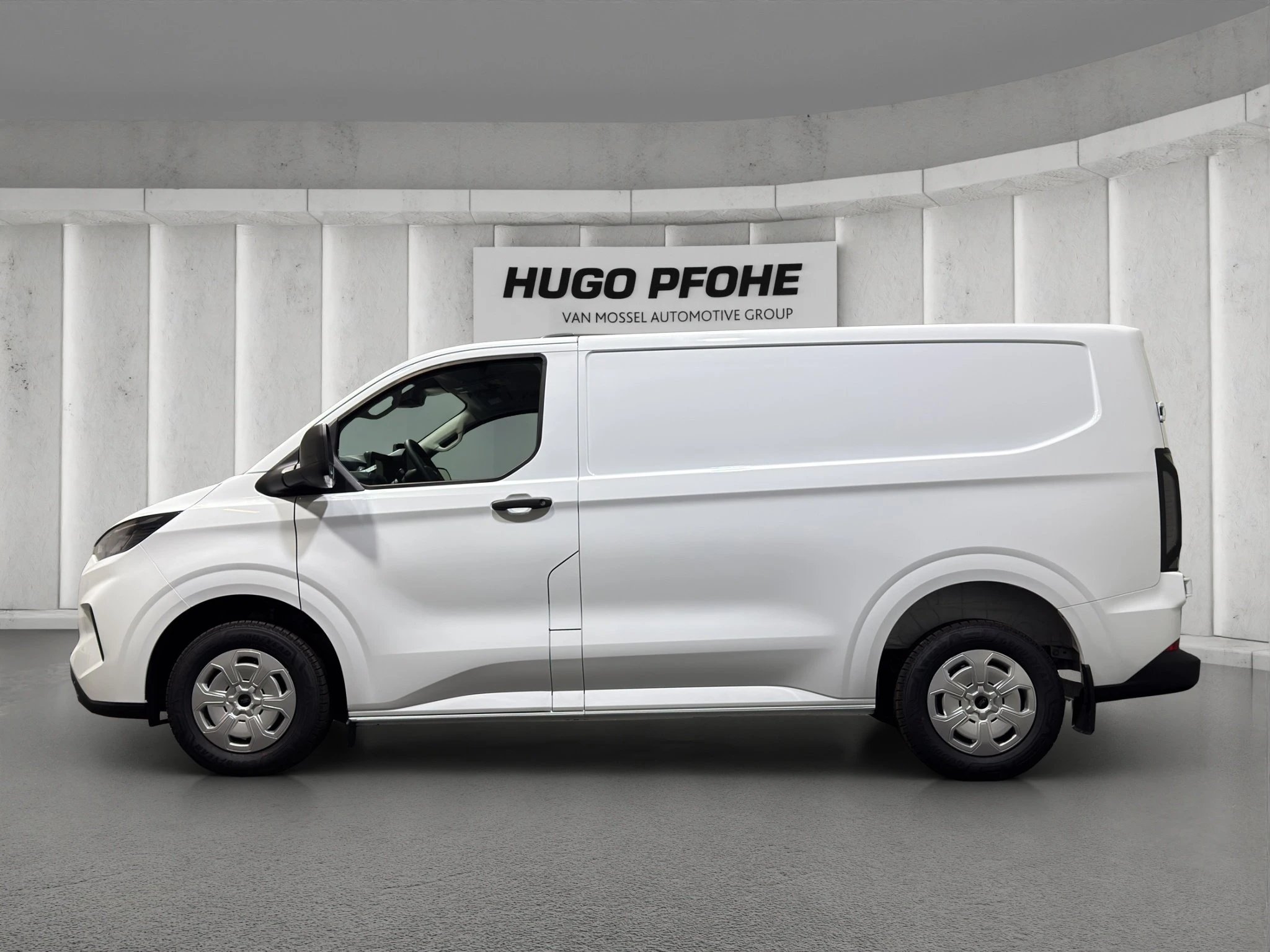 Ford-Transit Custom-image-1