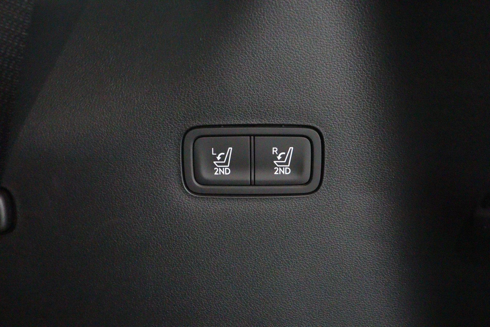 Hyundai-Santa Fe-image-47