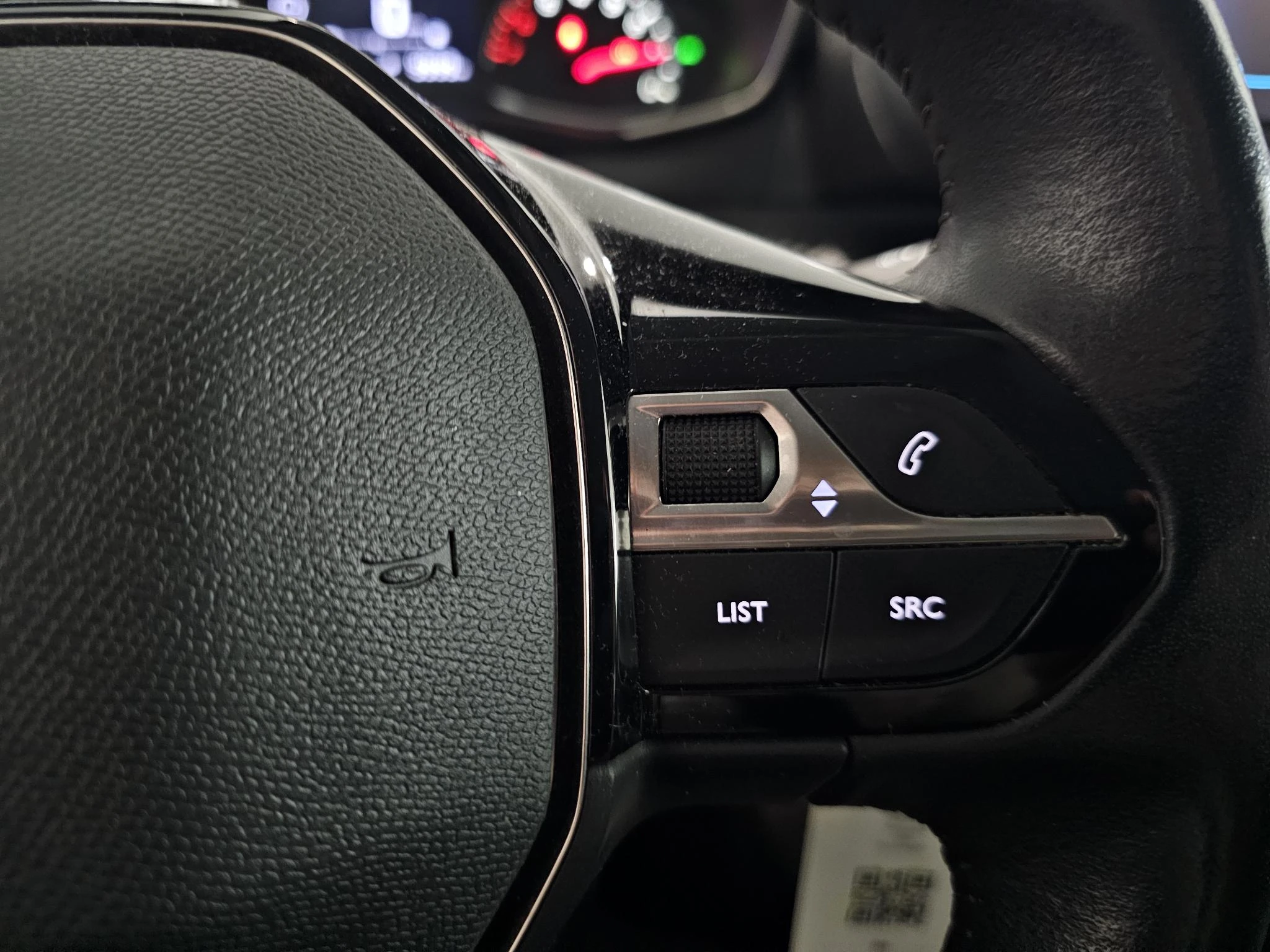 Peugeot-208-image-14