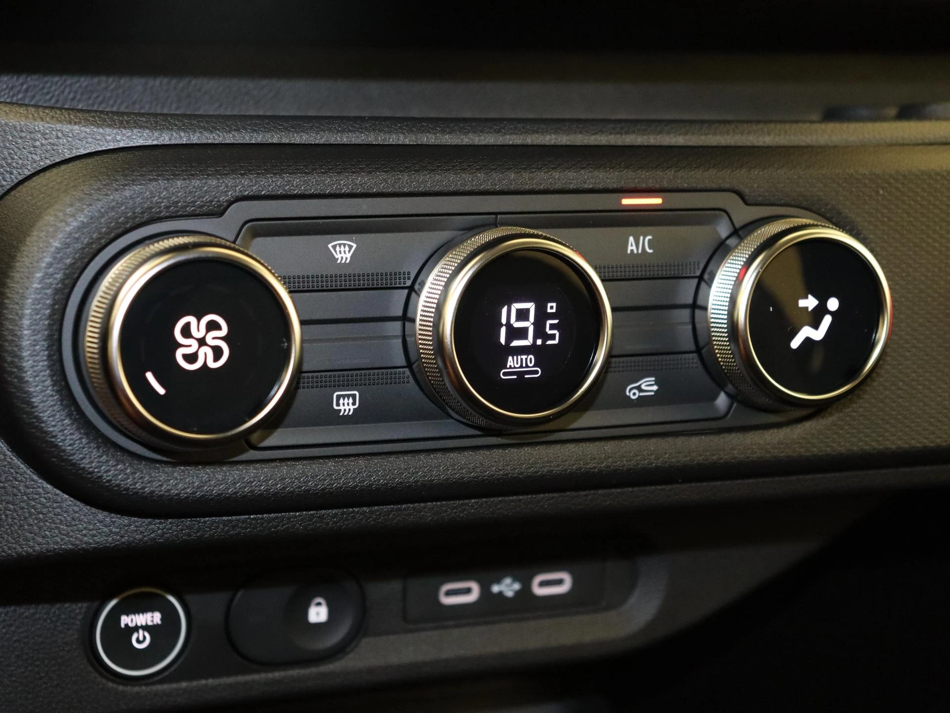 Renault-Twingo-image-19