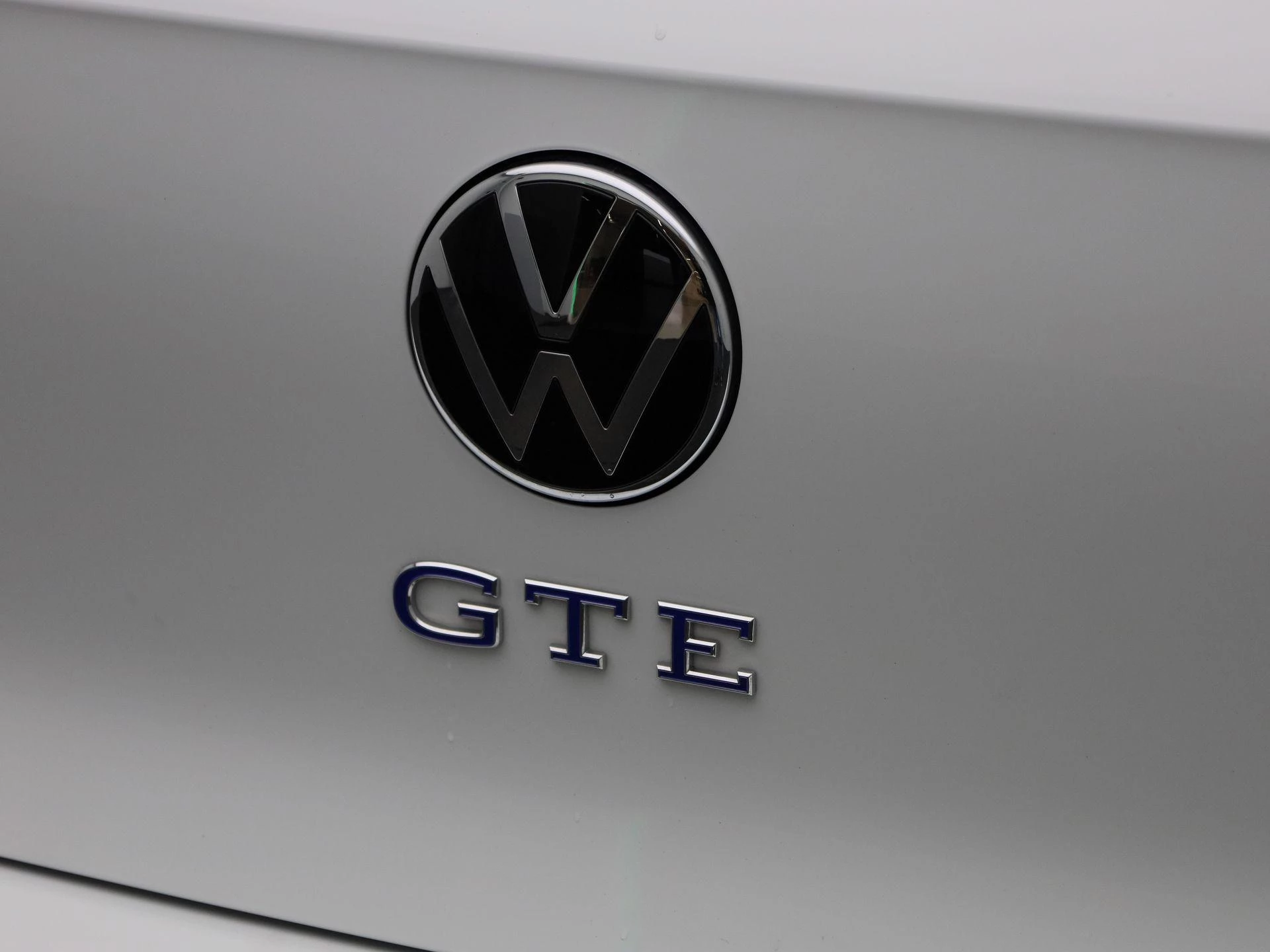 Volkswagen-Golf-image-48