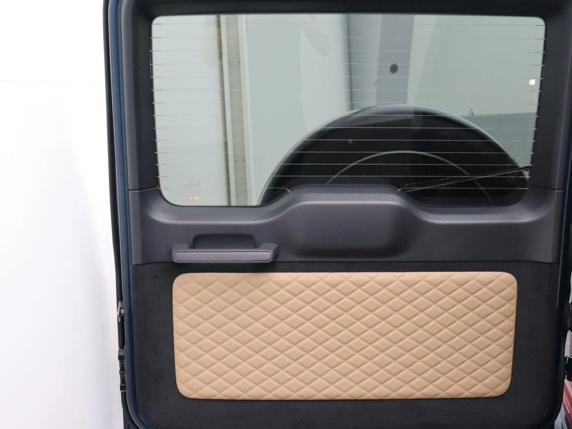 Mercedes-Benz G-Klasse 500 AMG Line + LICHTE VRACHT OMBOUW MOGELIJK +