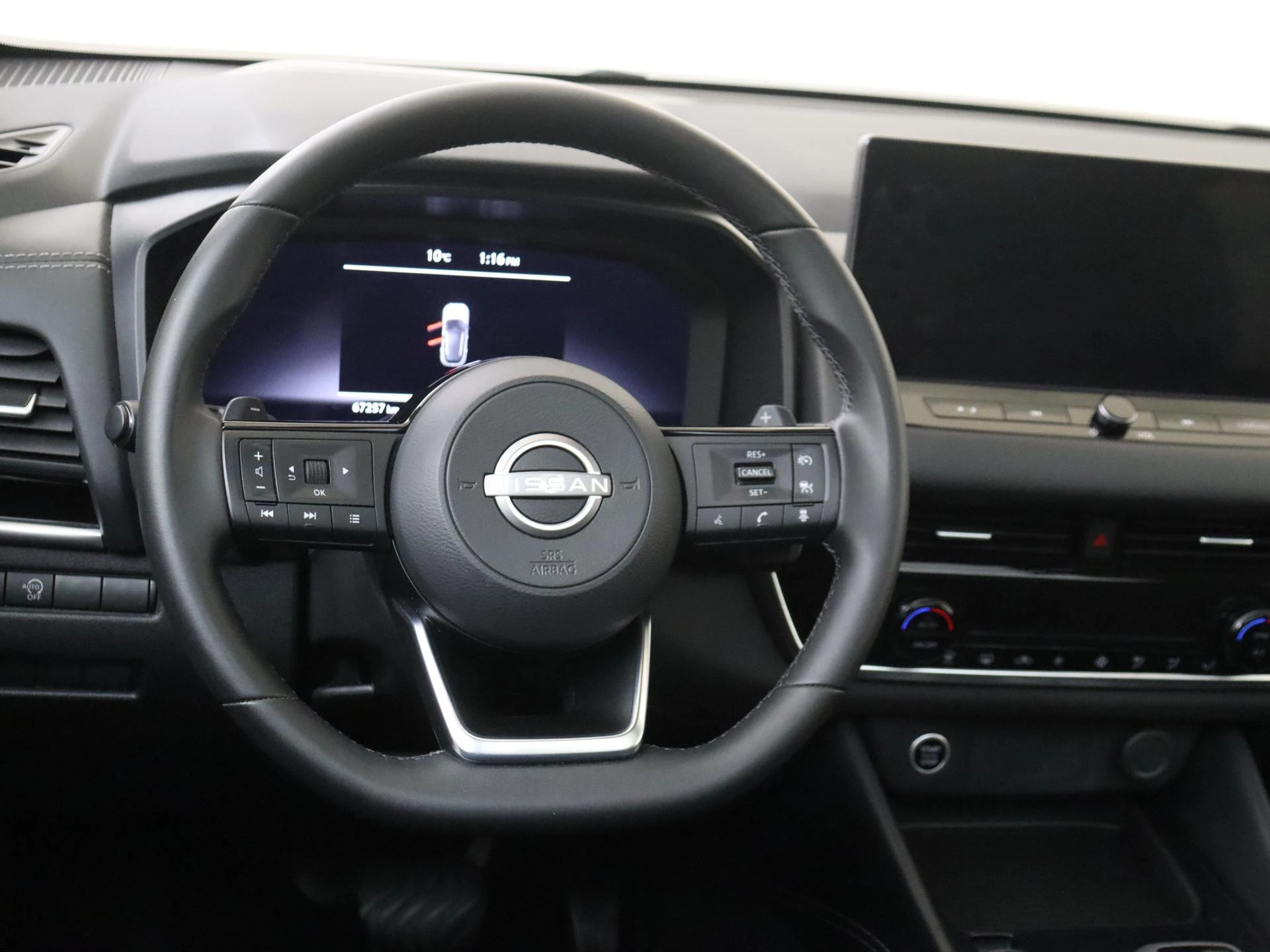 Nissan-QASHQAI-image-9