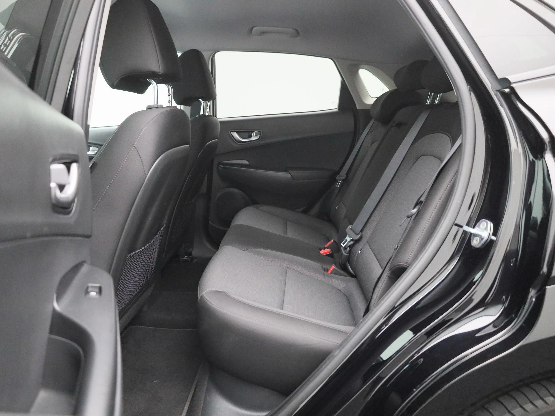 Hyundai-Kona-image-12