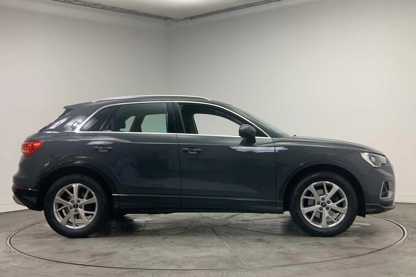 Audi-Q3-image-3
