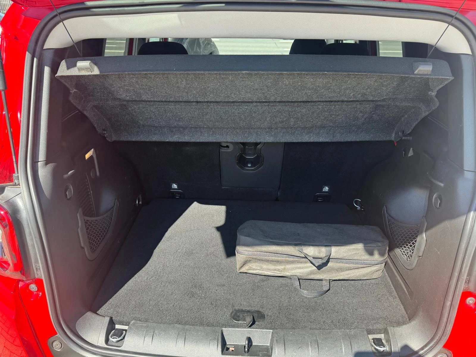 Jeep-Renegade-image-22