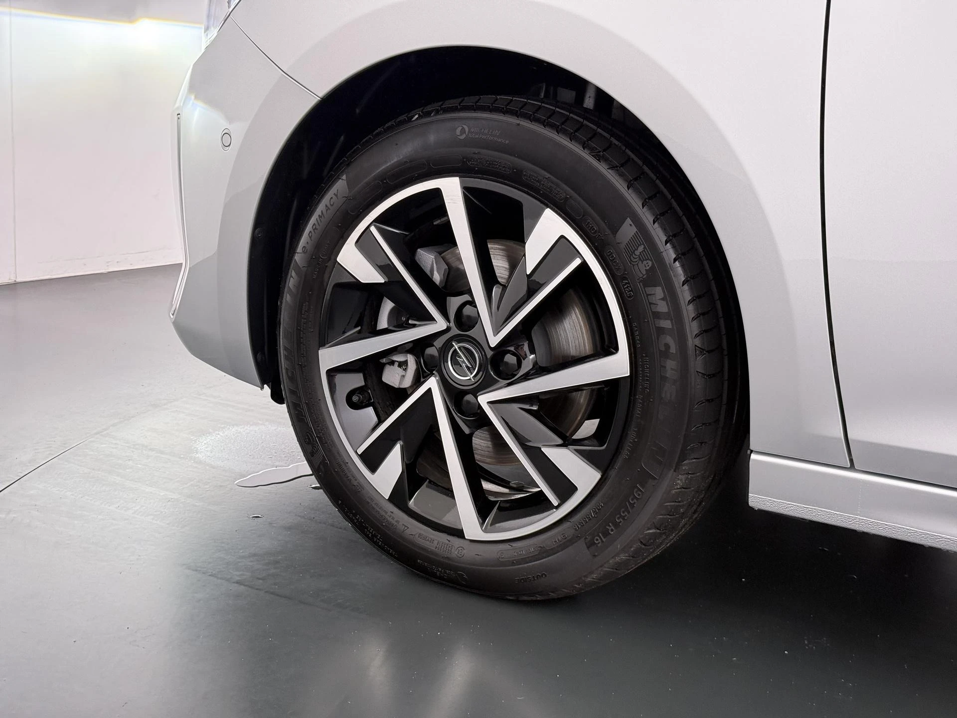 Opel-Corsa-image-5