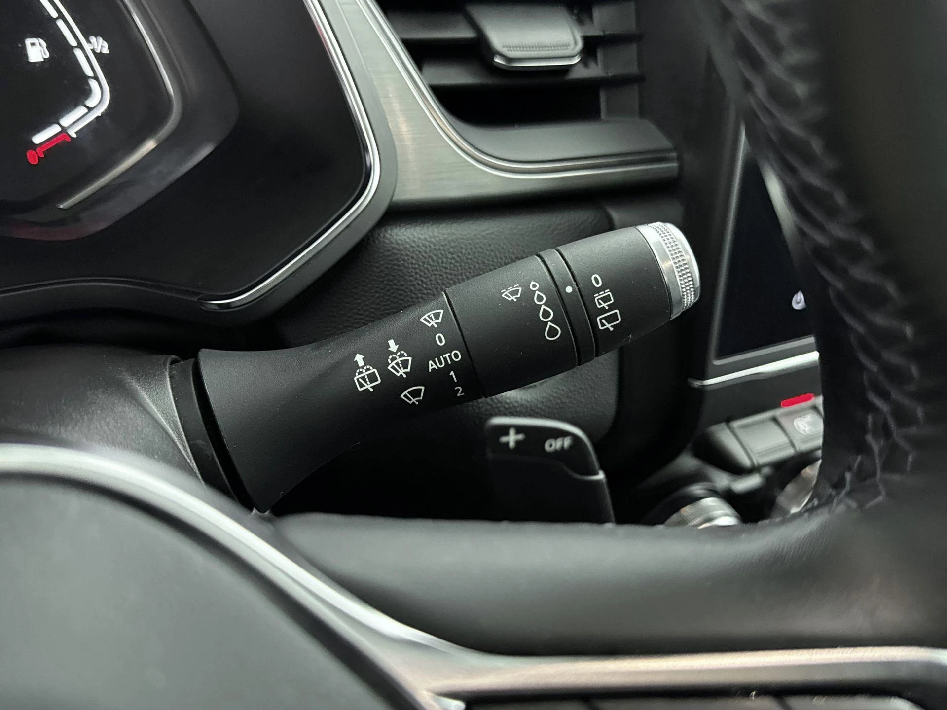 Renault-Captur-image-24