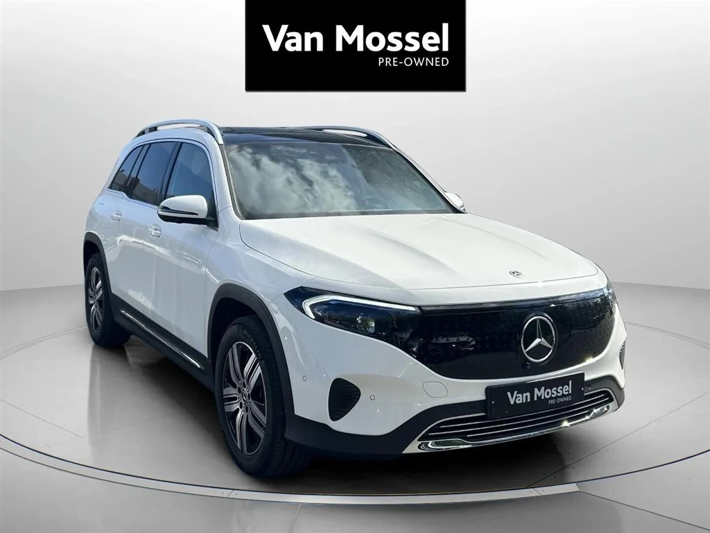 Mercedes-Benz-EQB-image-2