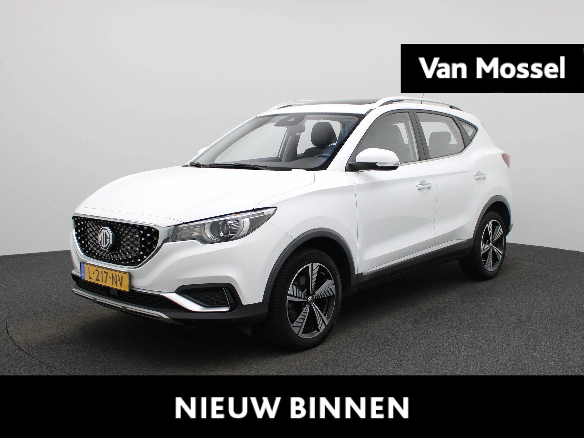 MG-ZS EV-image-0