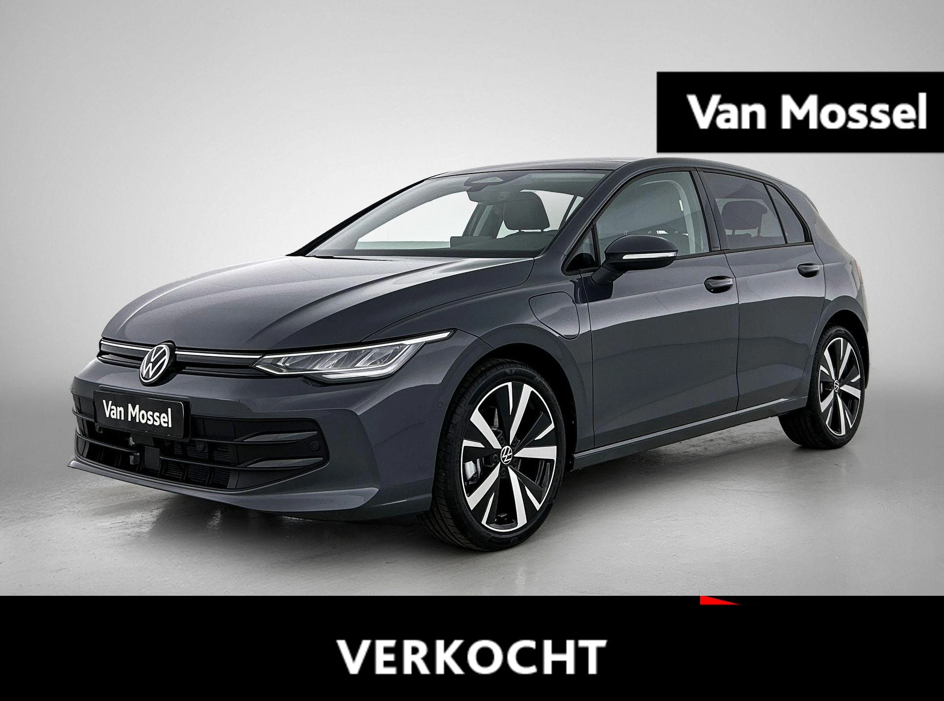 Volkswagen-Golf-image-0
