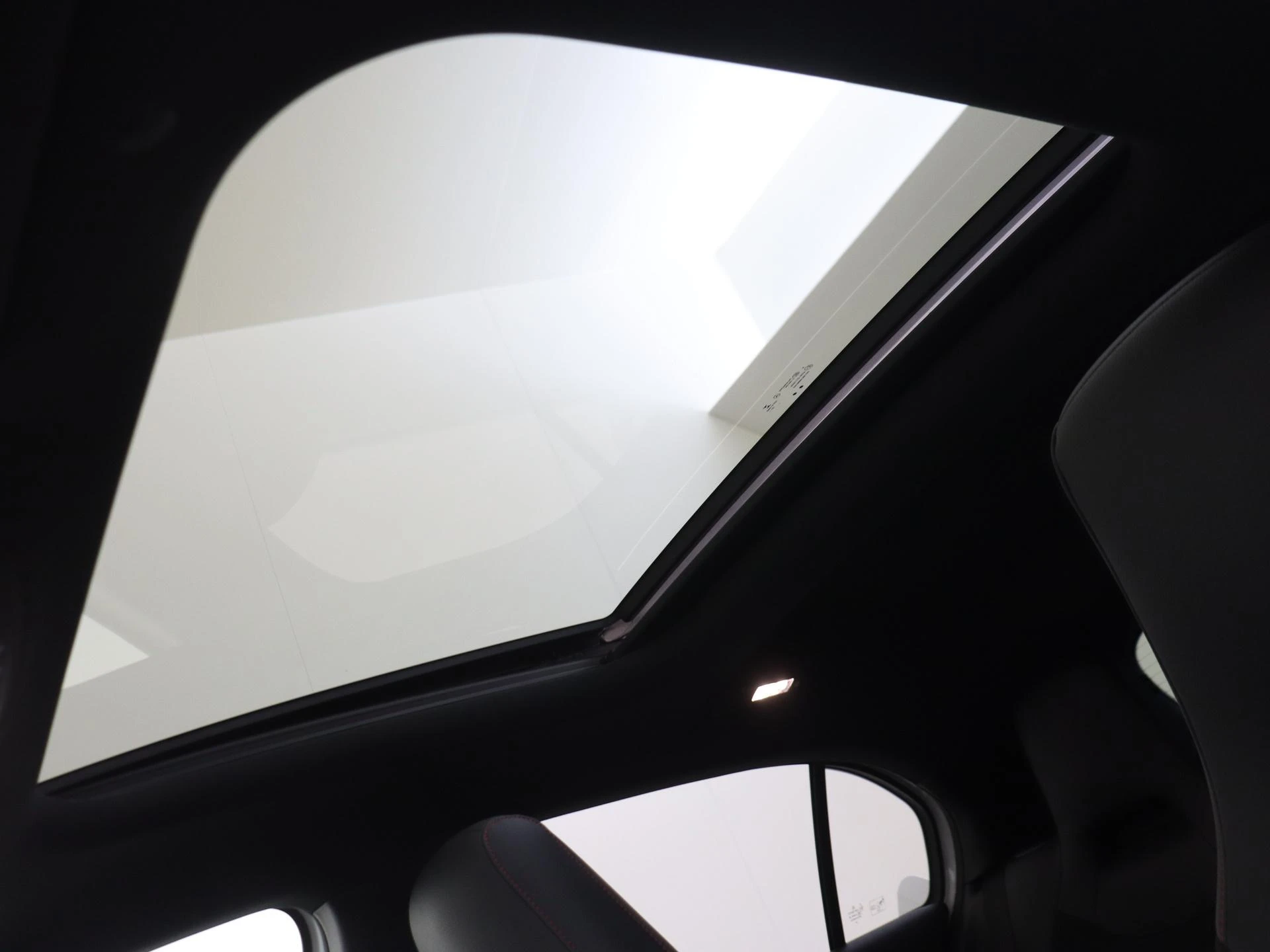 Mercedes-Benz A-Klasse 250 e Business Solution AMG Limited