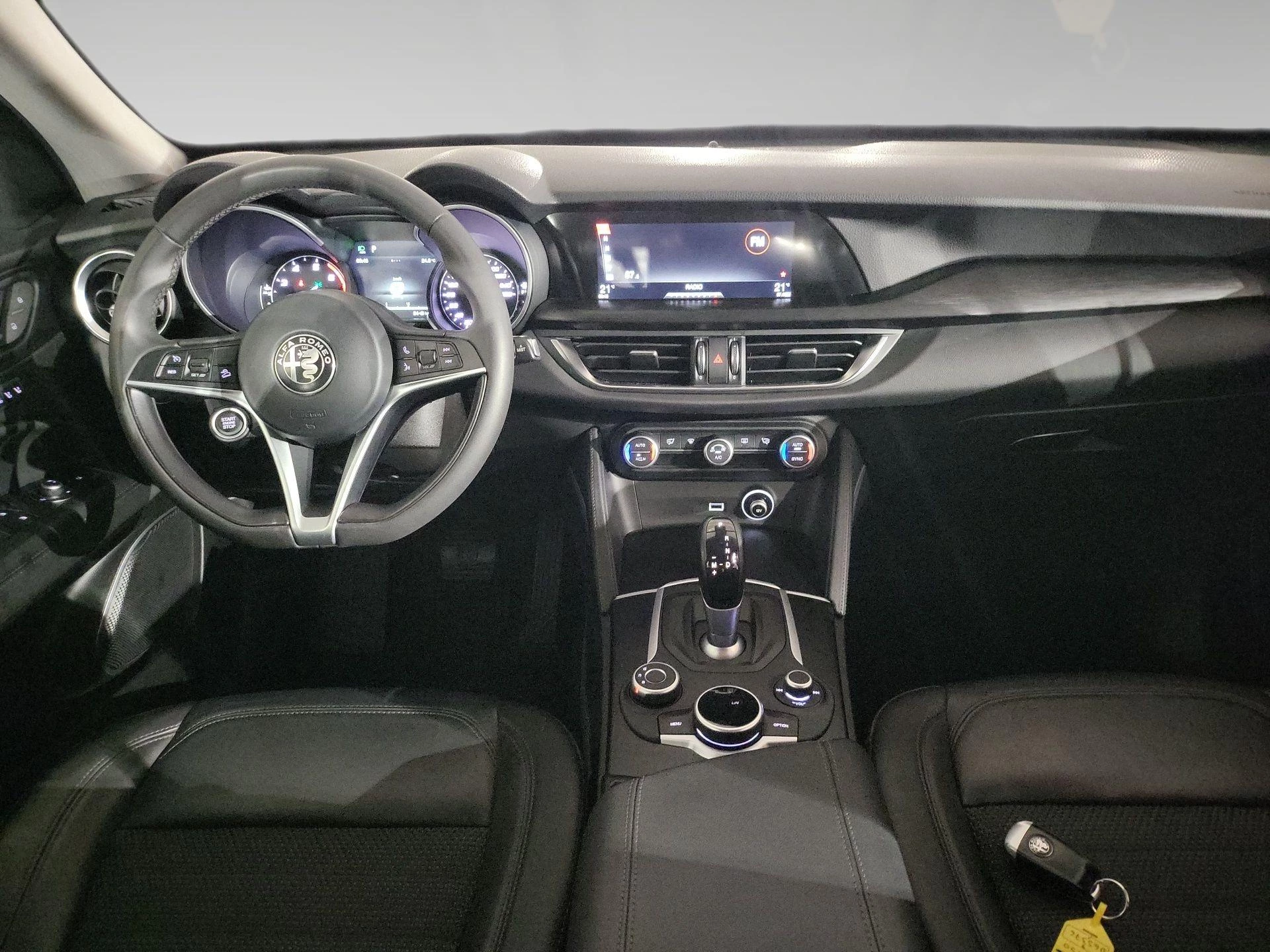 Alfa Romeo-Stelvio-image-16