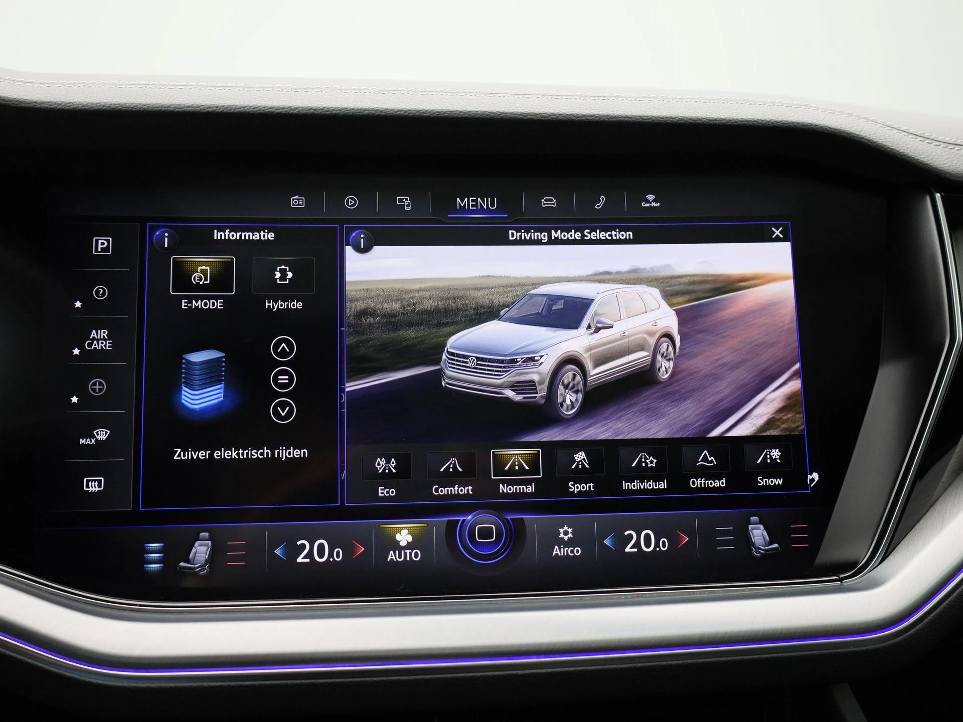 Volkswagen-Touareg-image-25