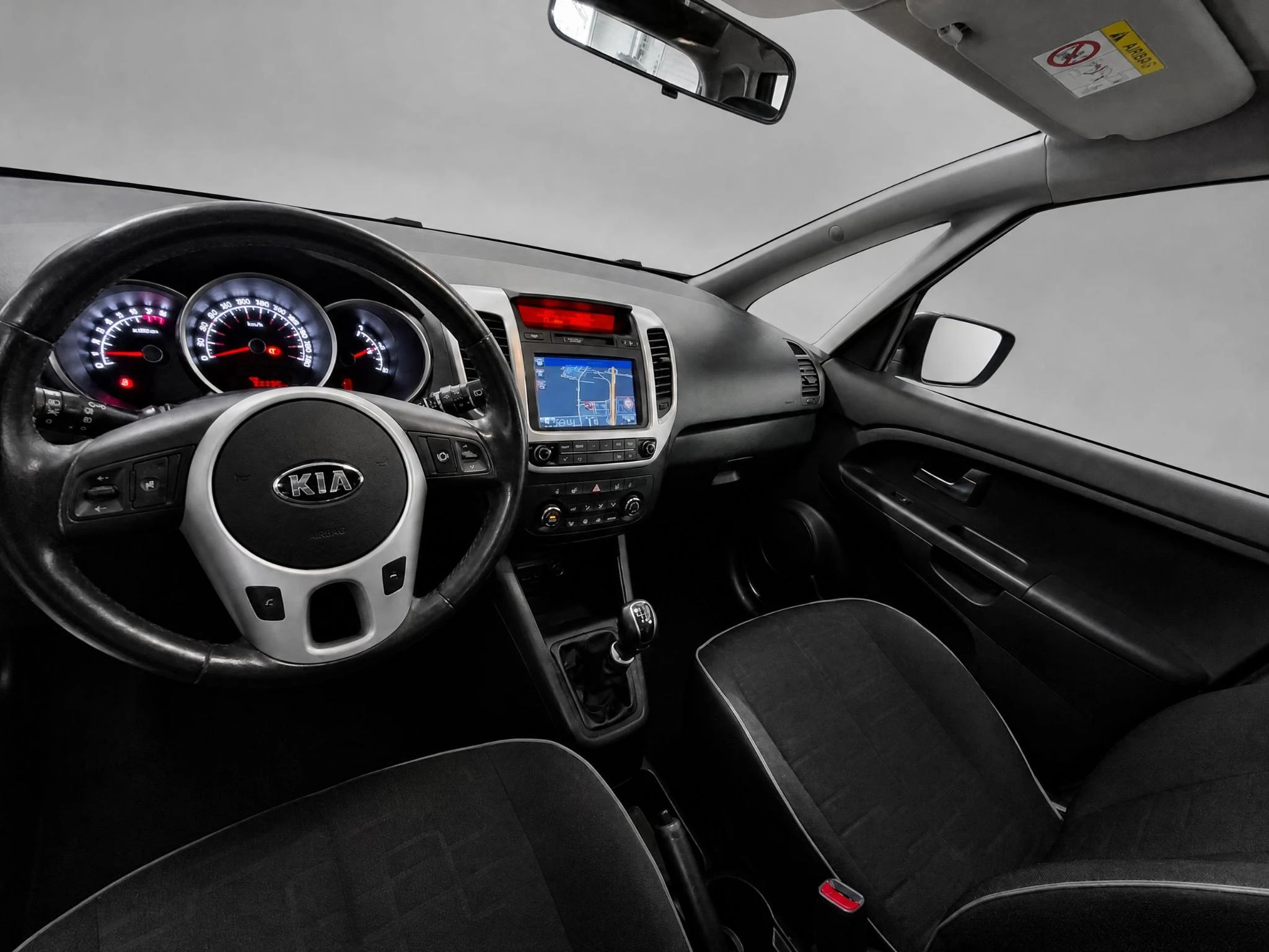 Kia-Venga-image-10