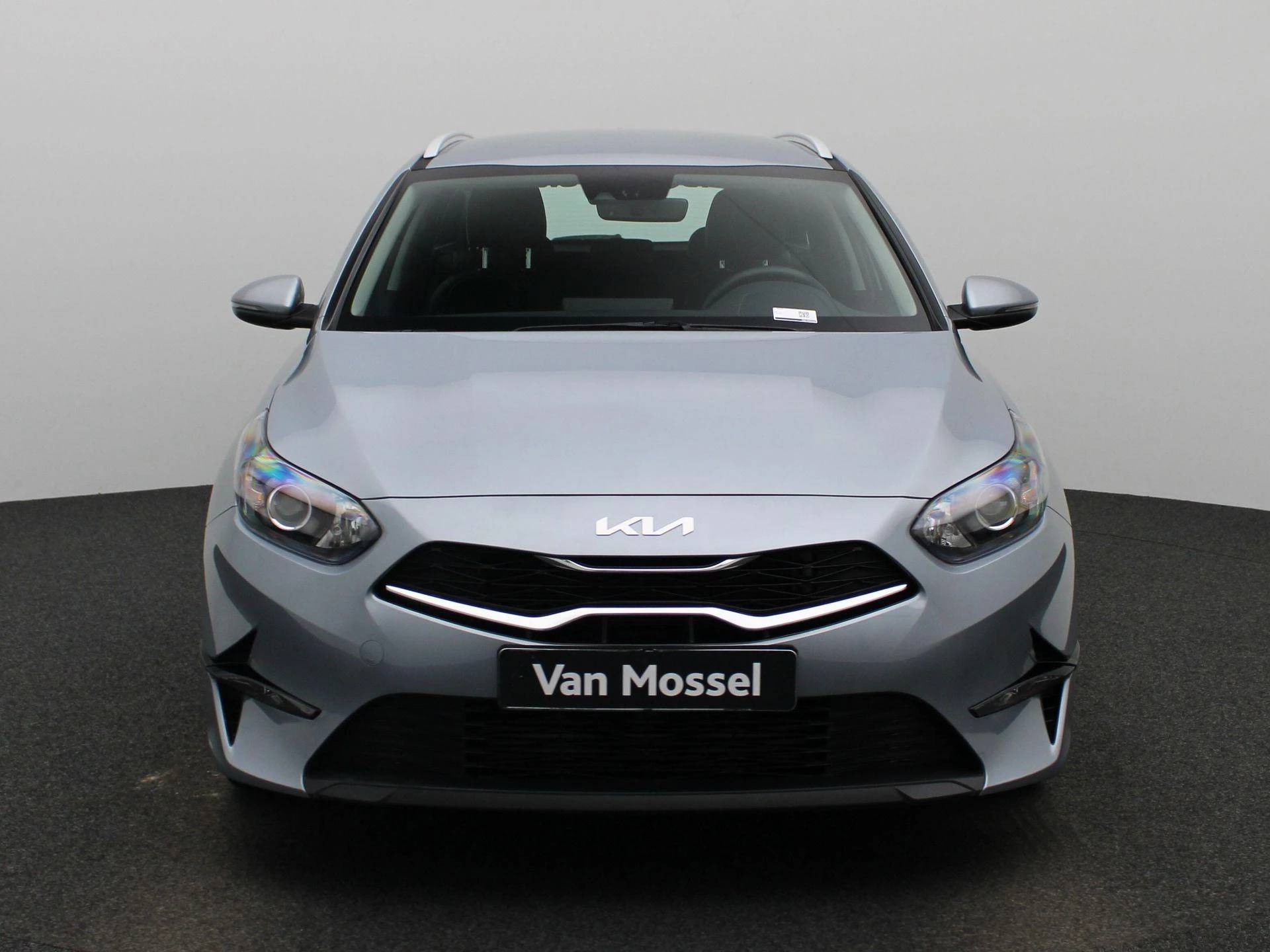 Kia-Ceed Sportswagon-image-2