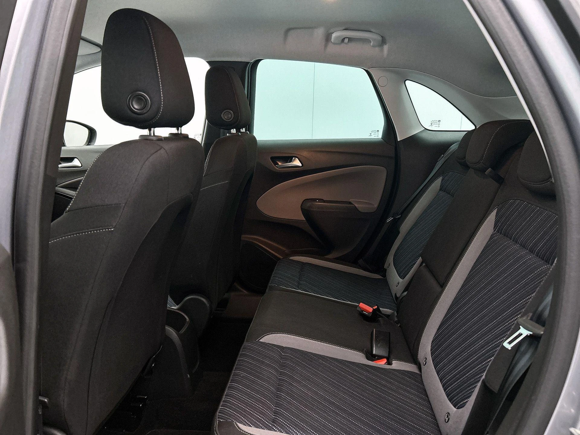 Opel-Crossland X-image-25
