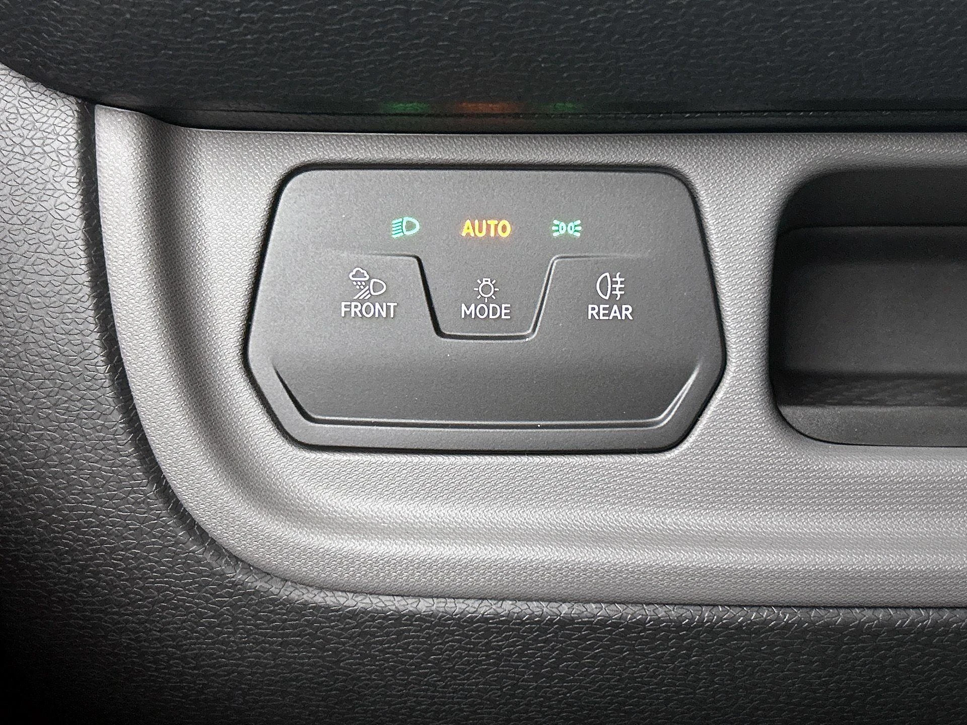 Volkswagen-ID. Buzz Cargo-image-28