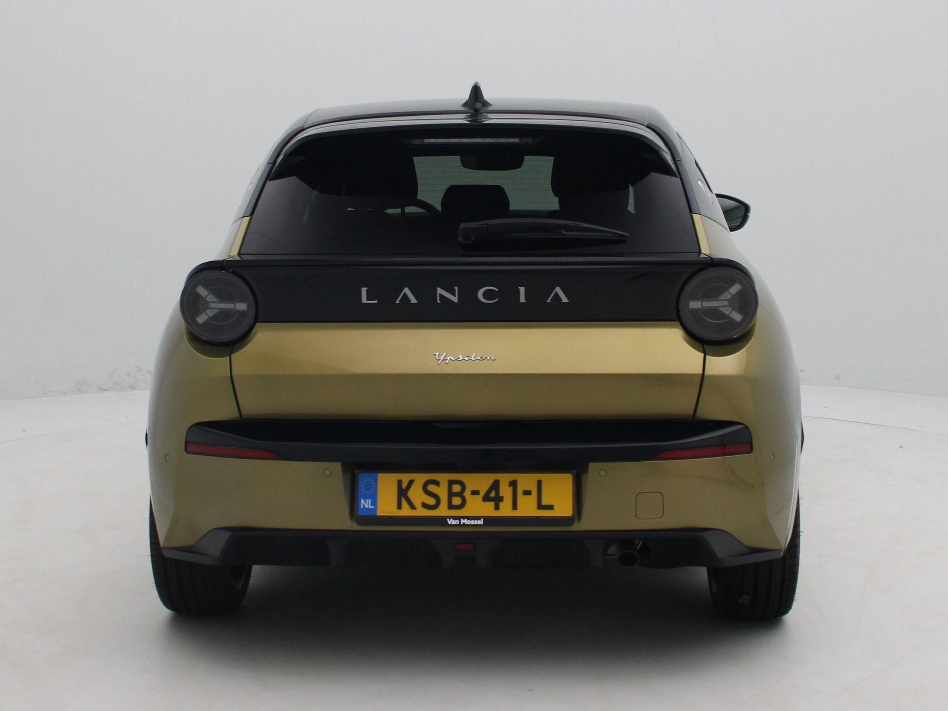 Lancia-Ypsilon-image-4