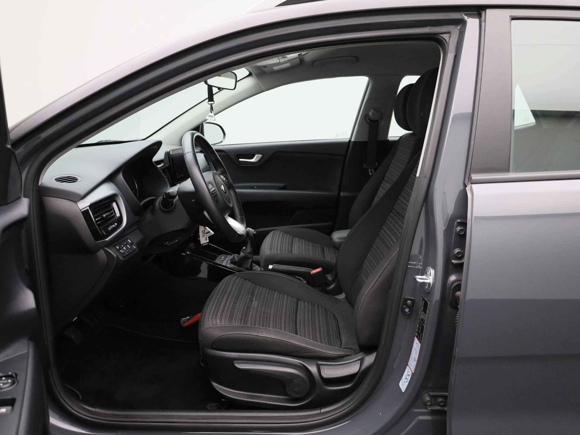 Kia-Stonic-image-8