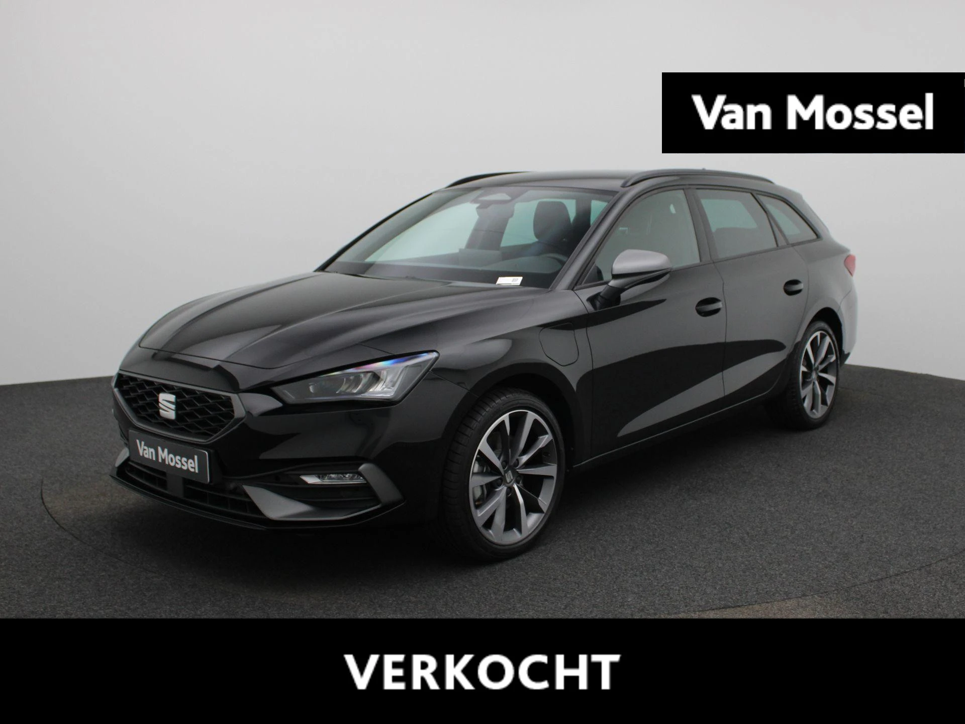 SEAT-Leon-image-0