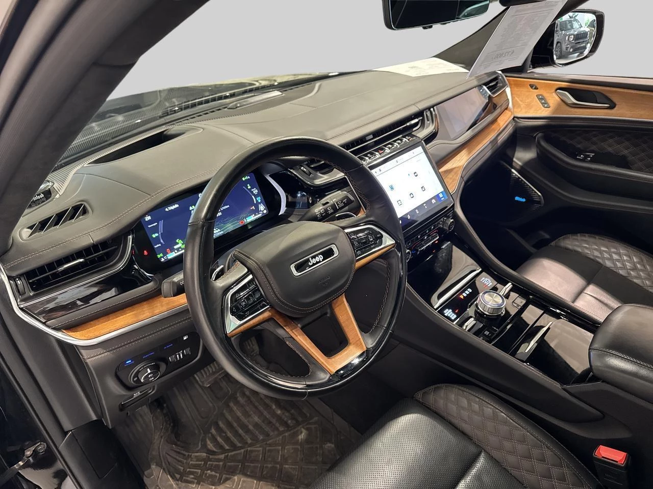 Jeep-Grand Cherokee-image-8