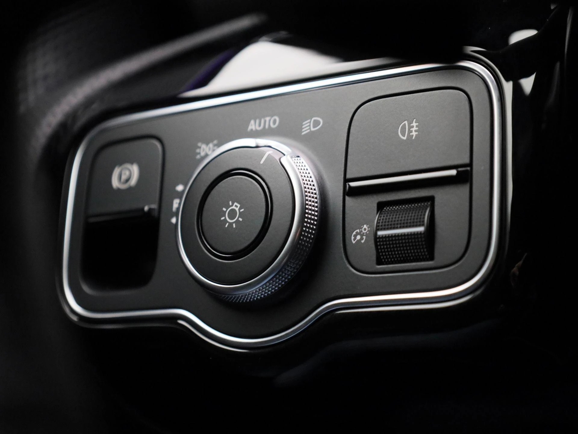 Mercedes-Benz-A-Klasse-image-21