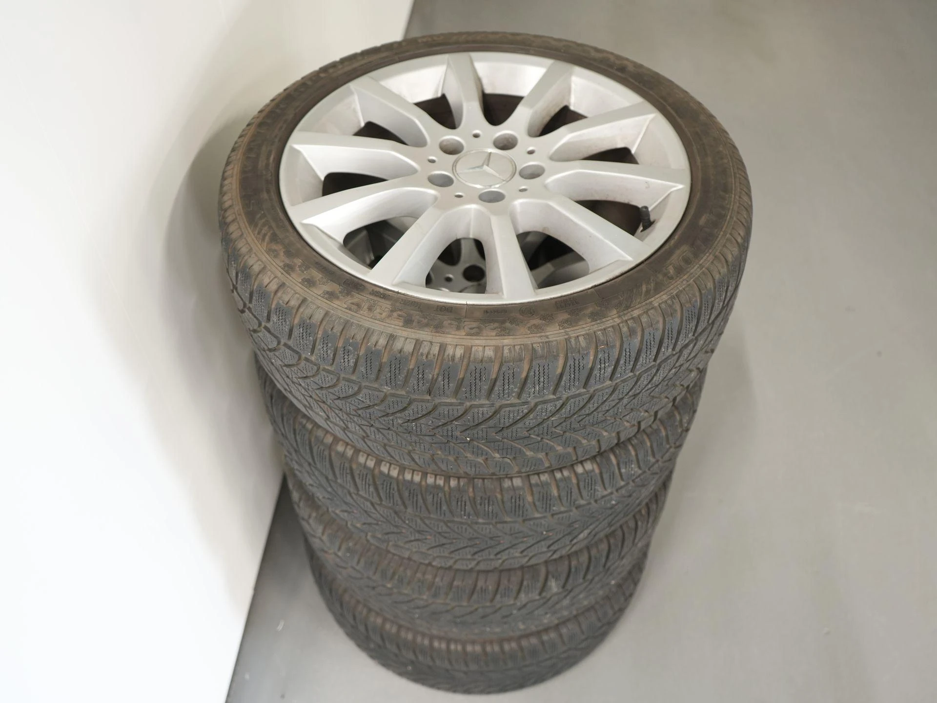 Mercedes-Benz-C-Klasse-image-44